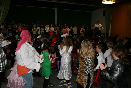 gal/2010/2010 Saitentwist Musikprojekt Schule 12.02. BvK Schule/2010 Saitentwist MusikProjekt Bischoff von Kettler1.- 12 (27).jpg